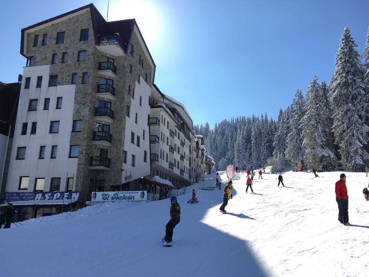 Stenata Huge Ski To Door Apartment Pamporovo Kültér fotó